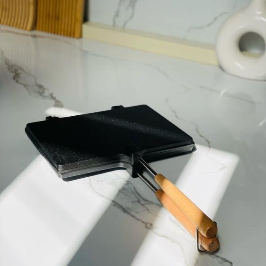 GrillEase Non-Stick Pan